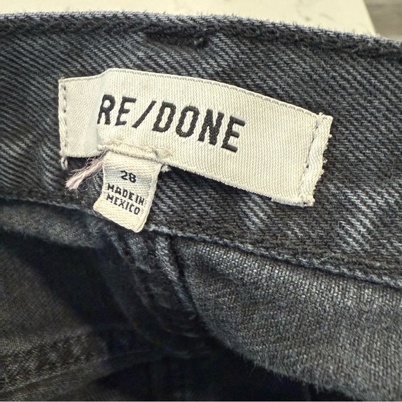 RE/DONE- Originals High Rise Loose in Washed Black w/ Rips- Size 28 - Picture 7 of 9